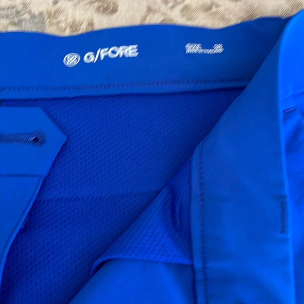 G/Fore men’s blue golf shorts size38!